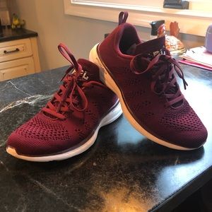 APL TechLoom Pro- Burgundy- Size 8